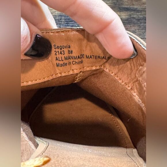 American Rag Tan Bootie slides size 8 - Picture 3 of 13